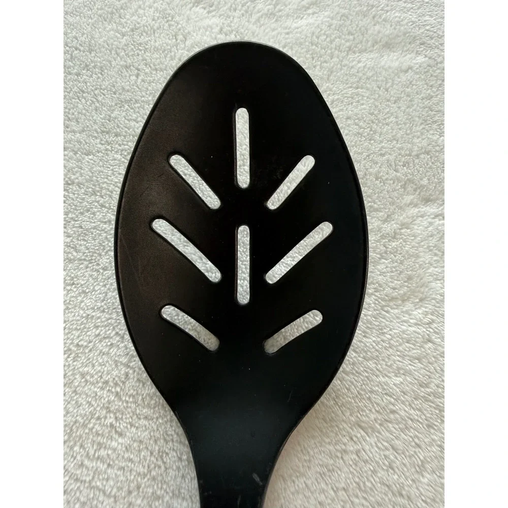 Calphalon this serving
